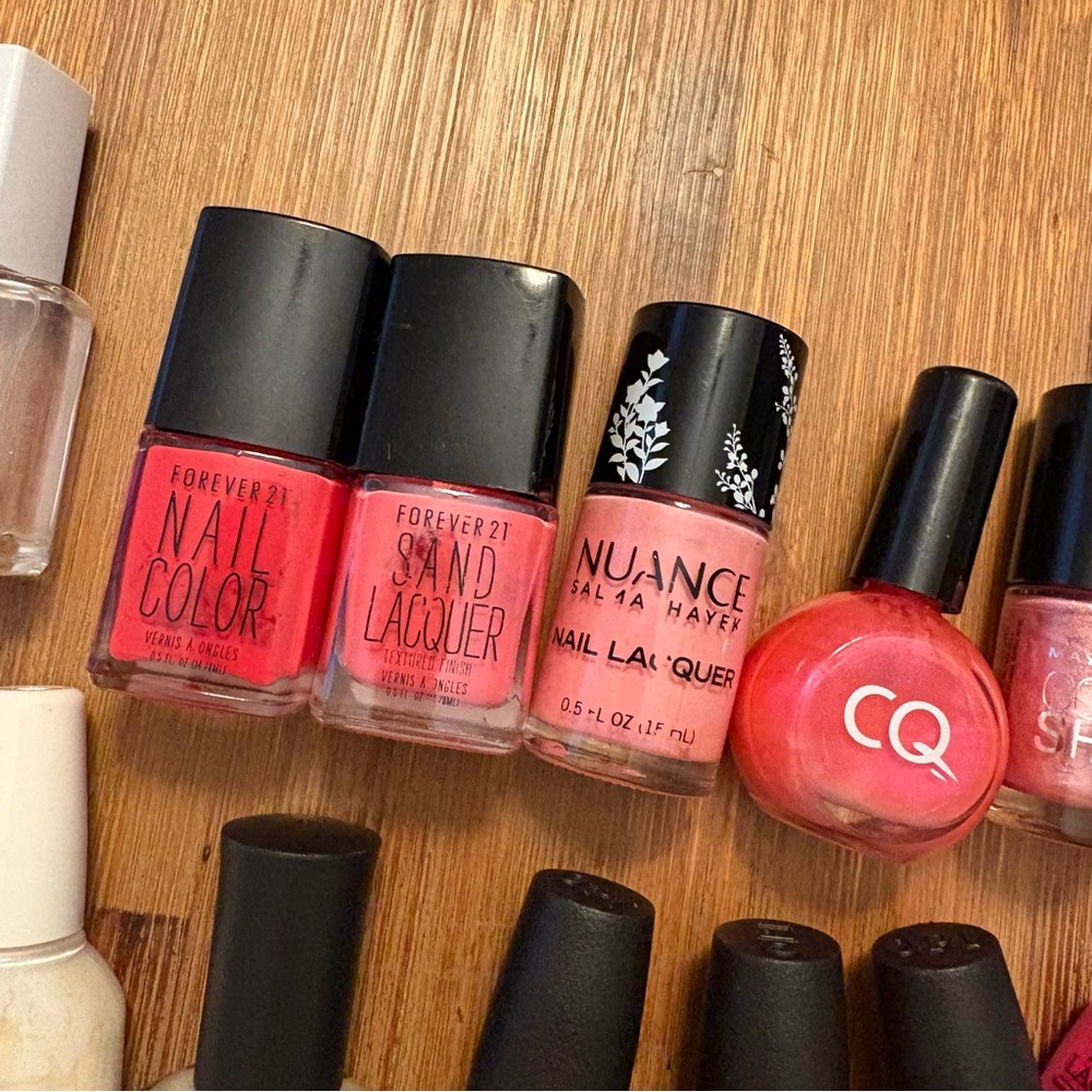 HUGE nail bundle! - Picture 6 of 16